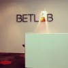 Букмекер Пари-Матч объявил о сотрудничестве с BETLAB